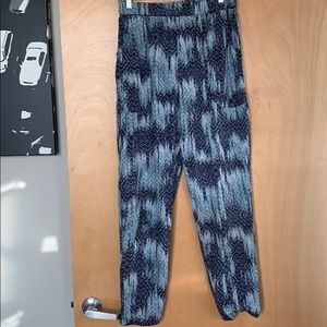 Blue printed joggers in polyester.